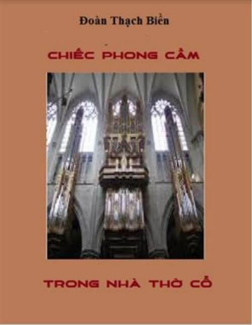 Chiếc Phong Cầm Trong Nhà Thờ Cổ